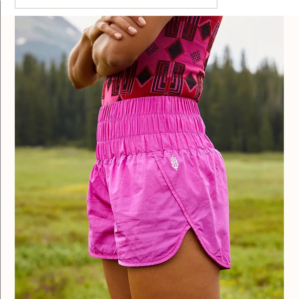 NWT FREE PEOPLE SHORTS magenta color.